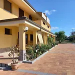 Dom wakacyjny Garden *